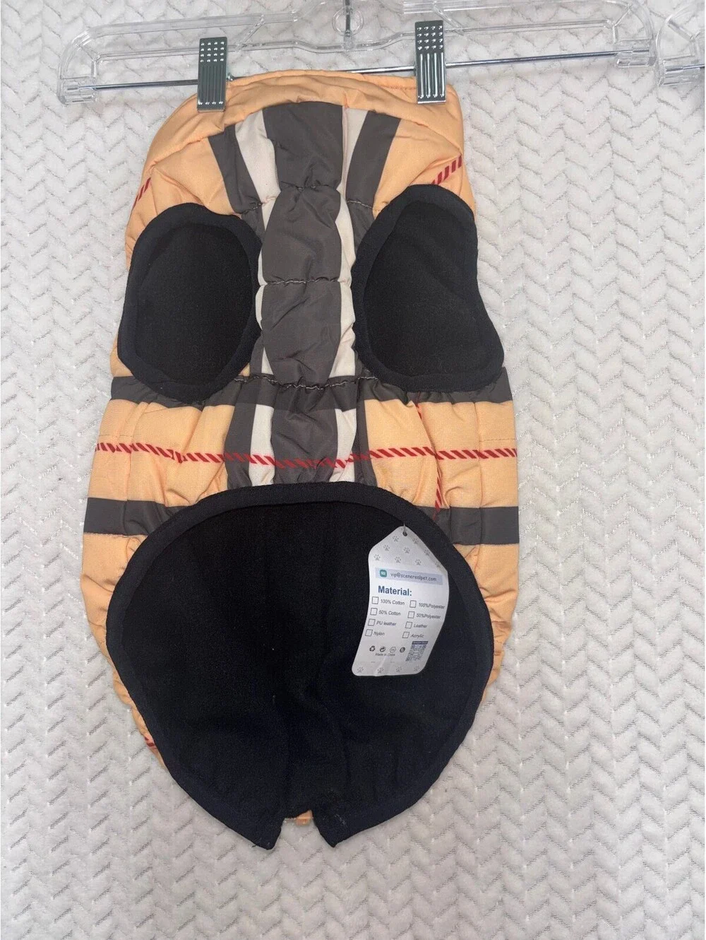 Scenereal Pet Dog Jacket with Classic Plaid Pattern